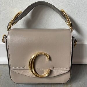 Chloe Mini C Handbag - in Taupe leather